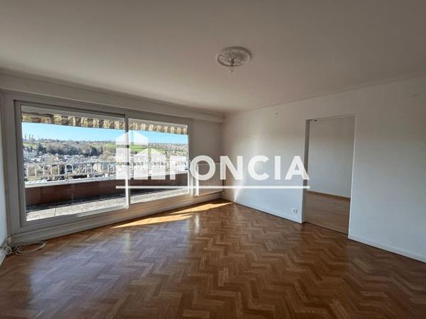 Location Appartement 3 pièces 61 m² - Lisieux 14100