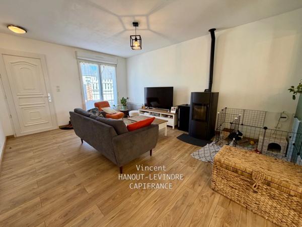 Maison à vendre 4 pièces RIVES DU LOIR EN ANJOU (49)