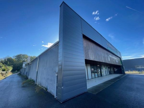 Local/bureau à louer JUILLAN (65)