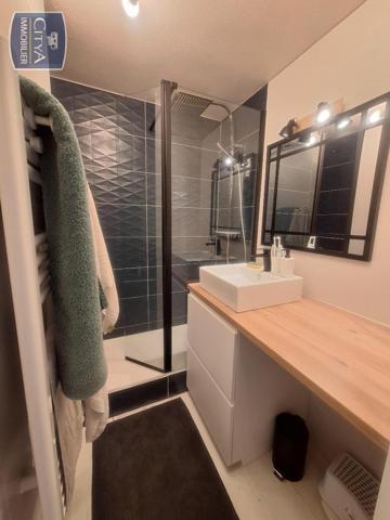 Vente appartement Six-Fours-les-Plages (83140) 3 pièces 43m²