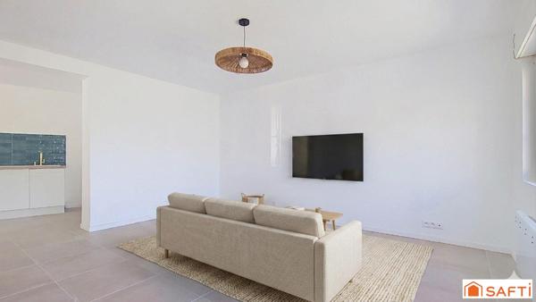 Maison de ville contemporaine entièrement rénovée – Montaigu-de-Quercy (3 chambres)
