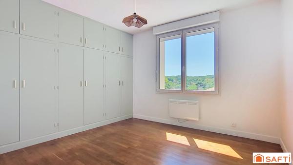 Maison de ville contemporaine entièrement rénovée – Montaigu-de-Quercy (3 chambres)