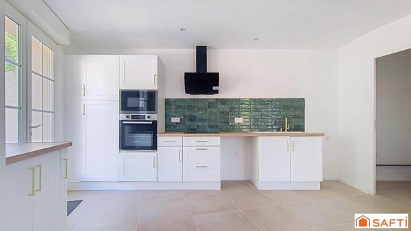 Maison de ville contemporaine entièrement rénovée – Montaigu-de-Quercy (3 chambres)