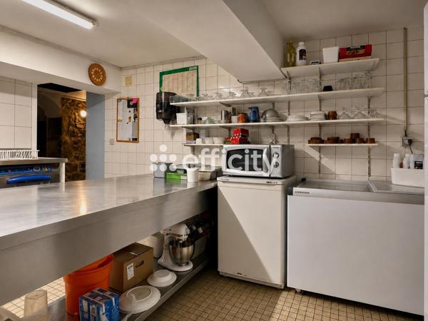 Fonds De Commerce
        
        - 89 m² 35 000 € *
