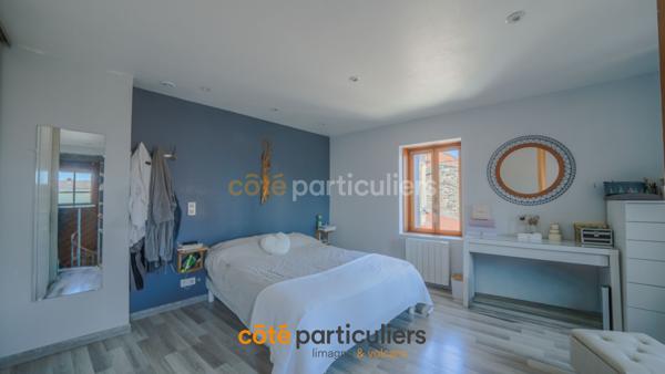 Vente
                Maison53 m² - 2 Pièces -
                    CHATEL GUYON (63140)