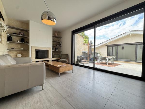 Magnifique maison avec terrasse, dépendance et garage à BORDEAUX