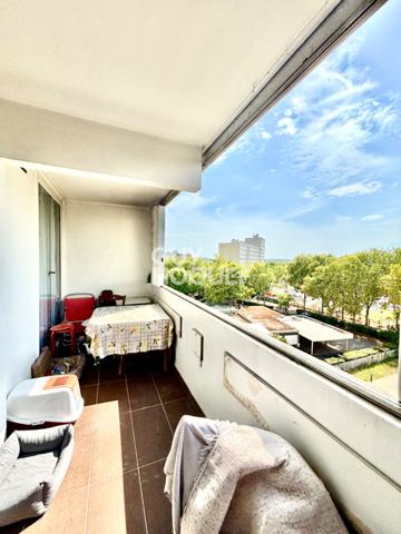 APPARTEMENT À VENDRE DE 4 PIÈCES DE 79,00 M²