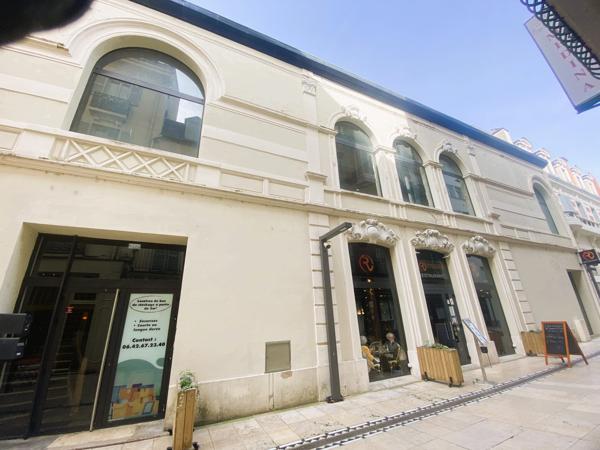 03200 VICHY -APPARTEMENT OPPORTUNITÉ – GRAND VOLUME -COEUR DE VILLE -