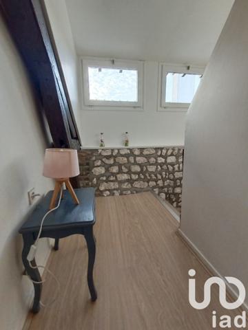 Maison 6 pièces de 155 m² à Saint-Aubin-lès-Elbeuf (76410)