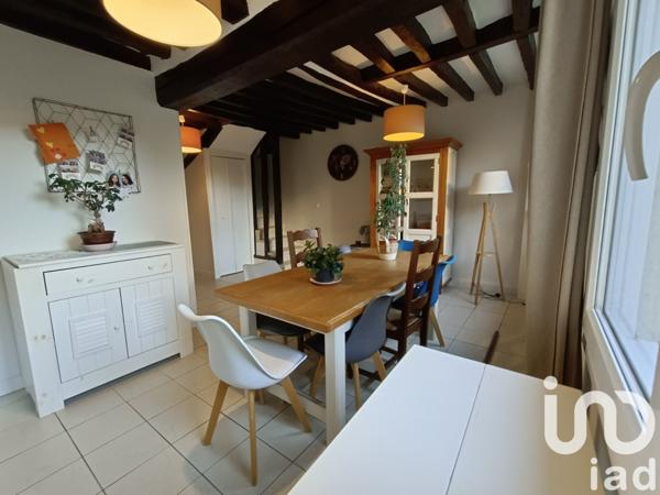 Maison 6 pièces de 155 m² à Saint-Aubin-lès-Elbeuf (76410)