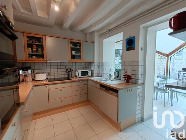 Maison 6 pièces de 155 m² à Saint-Aubin-lès-Elbeuf (76410)