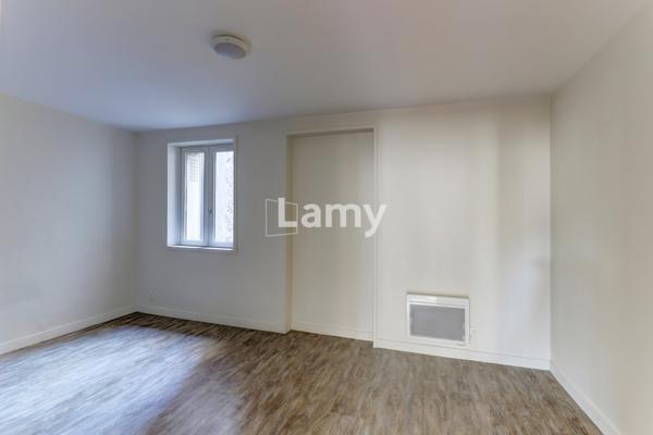Appartement de type 2 à coté du jardin lecoq