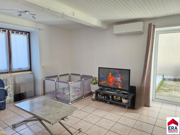 Maison Dauphinoise rénovée à Veyrins Thuellin, hyper centre, 4 chambres 115 m2