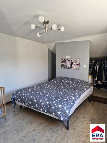 Maison Dauphinoise rénovée à Veyrins Thuellin, hyper centre, 4 chambres 115 m2