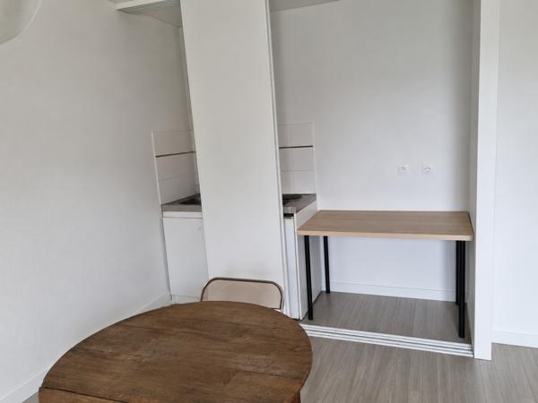 Appartement
         1 pièce
        - 30 m² 97 900 € *