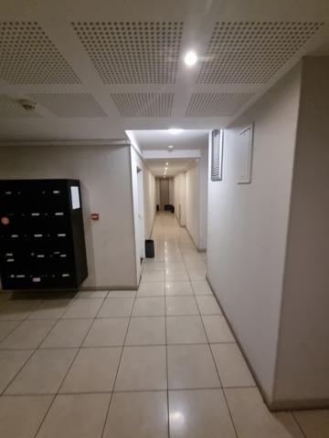Appartement
         1 pièce
        - 30 m² 97 900 € *