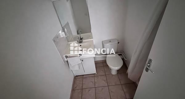 À vendre Studio 18.18 m² - Saint-étienne 42100