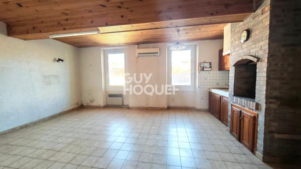 CANOHES coeur de village, maison de village en R+2 avec garage, à rénover