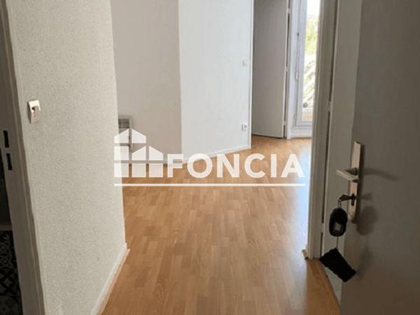 Location Appartement 2 pièces 31.94 m² - 218/220 COURS DE LA SOMME Bordeaux 33800