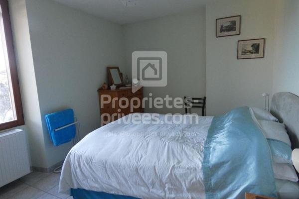 Propriété d'Exception en Pierre avec Piscine et 5 ha, Duravel (46700)