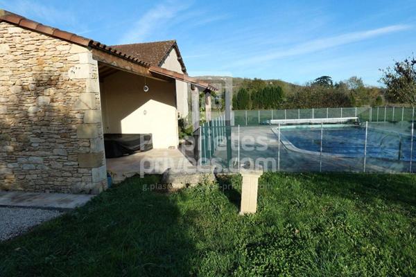 Propriété d'Exception en Pierre avec Piscine et 5 ha, Duravel (46700)