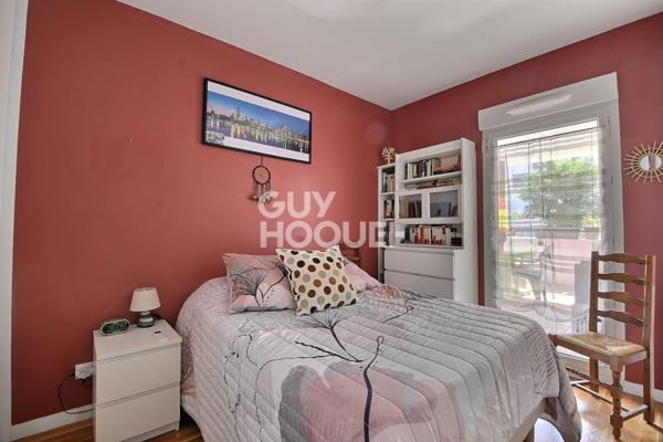 Bel appartement T4 de 77 m² avec terrasse et garage dans une copropriété récente aux portes de Montchat - Bron (69500)
