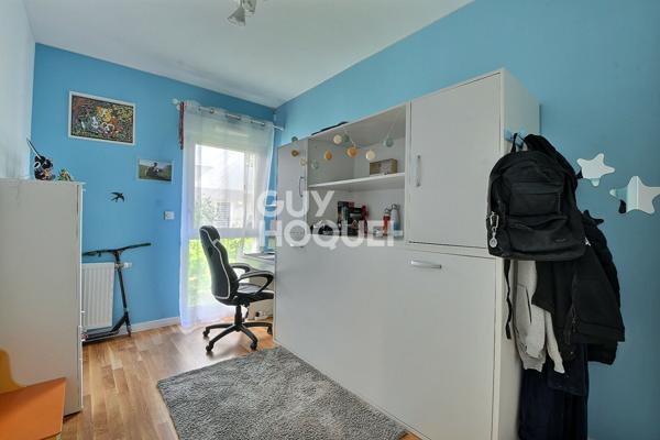 Proximité Montchat, Bel appartement T4 de 77 m² avec terrasse et garage dans une copropriété récente, Bron (69500)