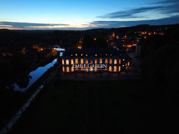 Prestigieux château du 18ème siècle à vendre dans la Vallée de la Somme
