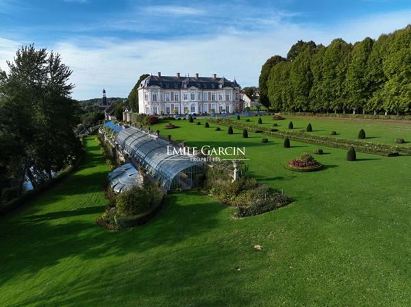 Prestigieux château du 18ème siècle à vendre dans la Vallée de la Somme