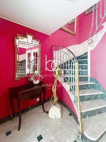 VANNES Maison 7 pièces 171 m²