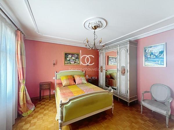 VANNES Maison 7 pièces 171 m²