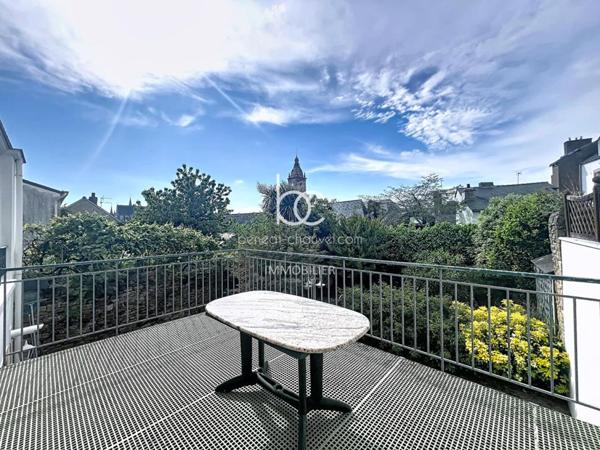 VANNES Maison 7 pièces 171 m²