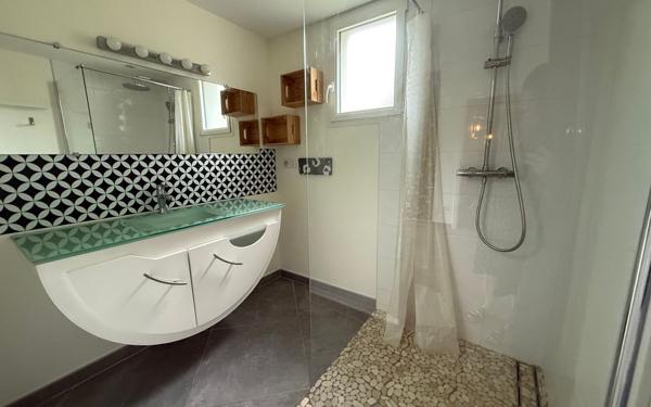 Maison à vendre    5 pièces • 291,54 m2 Morlaàs