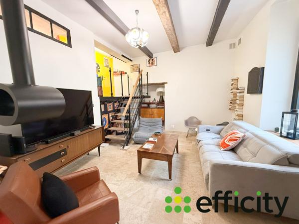 Appartement
         3 pièces
        - 83 m² 379 000 € *