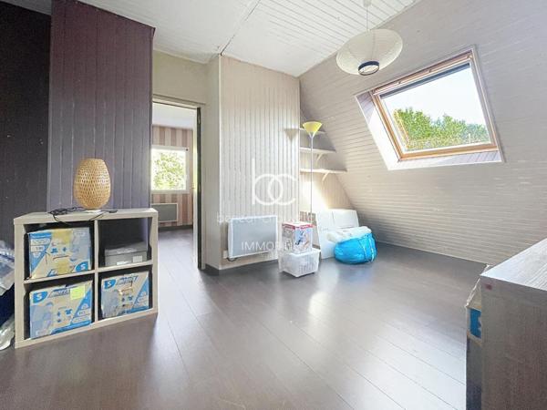 PLOEREN Maison 6 pièces 166 m²