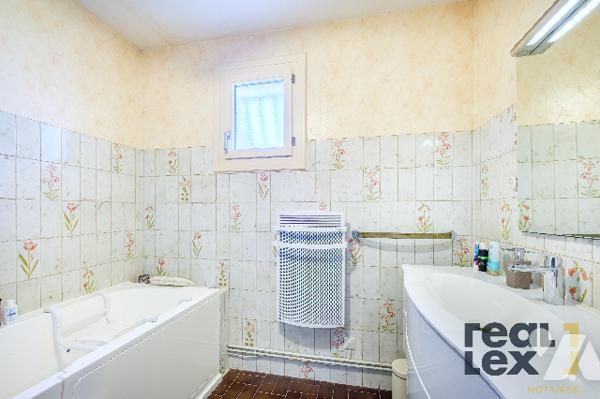 Grézieu-la-Varenne - Maison familiale 132m², 4 chambres, avec piscine