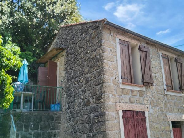 Appartement à Berre-les-Alpes (06390)