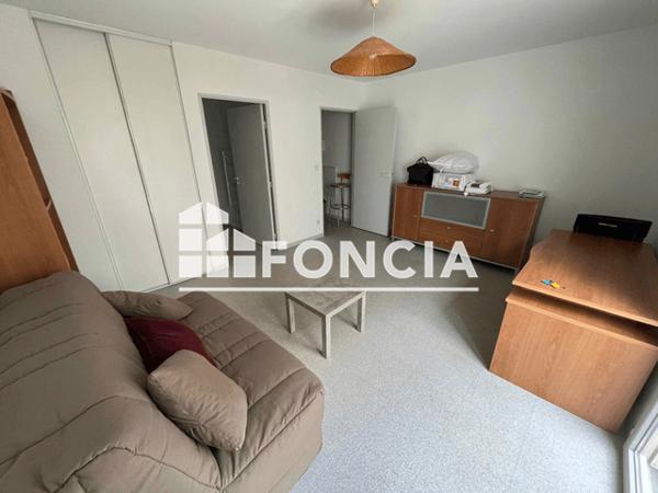 Location Studio meublé 26.19 m² - 18 PLACE DE LA VICTOIRE Tours 37000