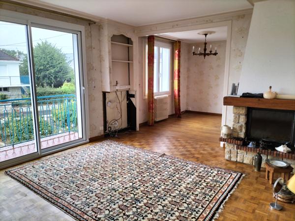 Maison 8 pièce(s) 5 chambre(s) 136 m²