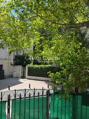 A VENDRE-Maison-Alfort - Mairie-94- Maison de ville avec cour arborée