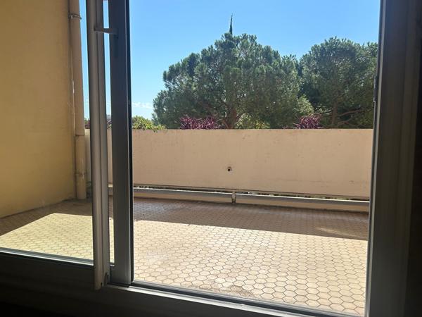 le raisin Toulouse Appartement T4 102 m2 avec ascenseur balcon et terrasse