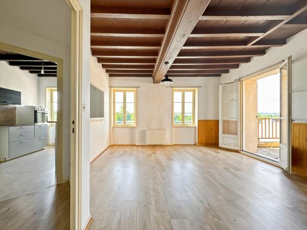 Trévoux (01600) Trévoux BORDS DE SAONE - À vendre – Appartement T3 de 79 m² avec terrasse + Cave