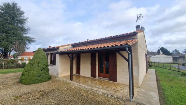 Plain-pied fonctionnel avec garage aménageable et terrain de 750 m²