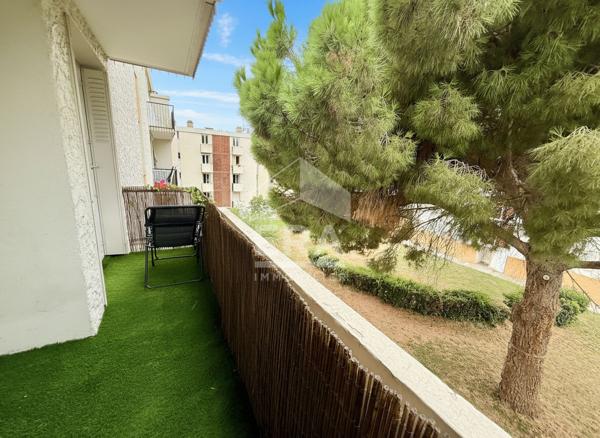 Appartement à vendre à Perpignan 4 pièces, 3 chambres avec balcons et cave