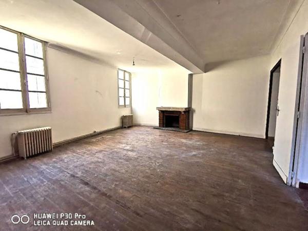 Immeuble Branne 9 pièce(s) 200 m2