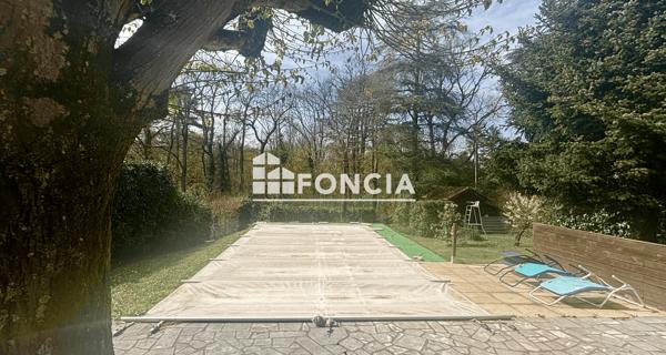 À vendre Maison 8 pièces 300 m² - ÉCully 69130