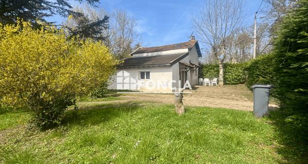 À vendre Maison 8 pièces 300 m² - ÉCully 69130
