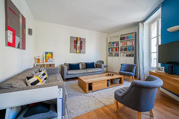 Appartement d'angle 4p/2 chambres Paris 15è limité 7ème