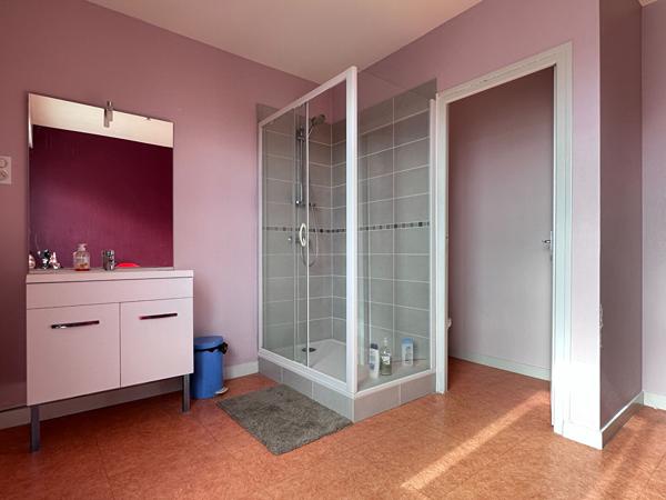 16000 ANGOULEME Appartement 150 m2 quartier Bussatte, Bureau ou loft