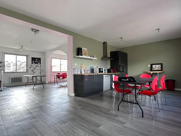 16000 ANGOULEME Appartement 150 m2 quartier Bussatte, Bureau ou loft